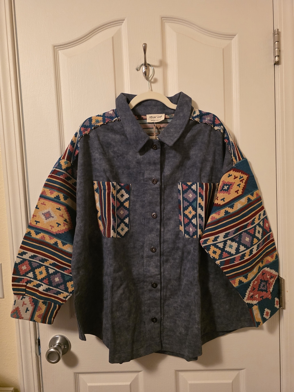 NWT New In Southwestern Tapestry Aztec Knit Accent Shacket Jacket Blue - Size 1x